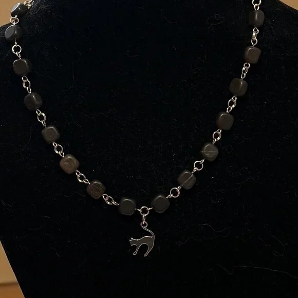 Genuine Black Agate Short Necklace, Gemstone Cube & Cute Slim Cat Pendant - Picture 3 of 12